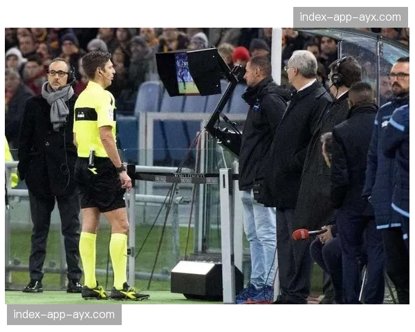 法国足协与教育部联合推出校园裁判培养计划